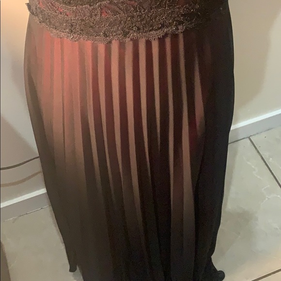 Roulette Dress - Picture 5 of 16